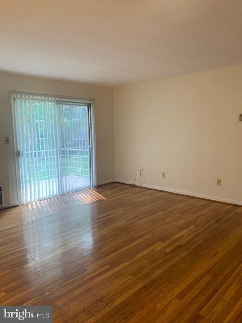 Building Photo - 909 Cooks Ln