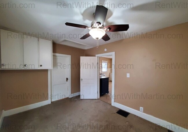 Building Photo - 201 2nd St