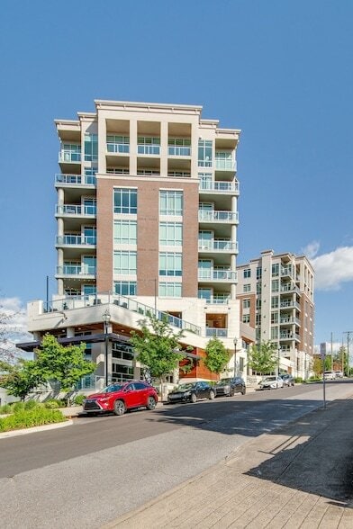 Building Photo - 20 Rutledge St