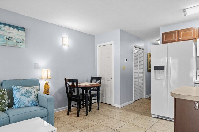 Building Photo - 3700 Golf Colony Ln