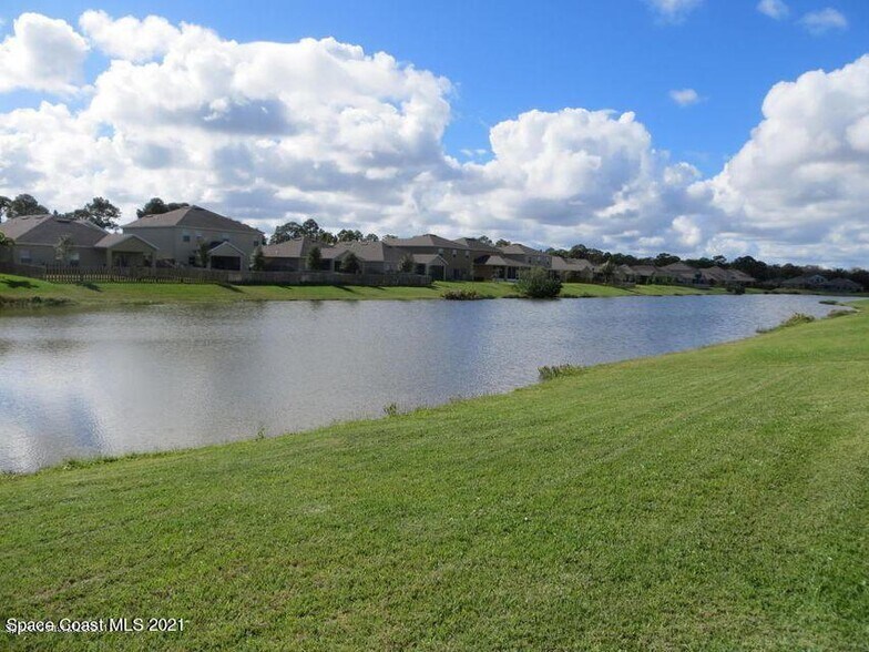 Lake - 4021 Masira Ct