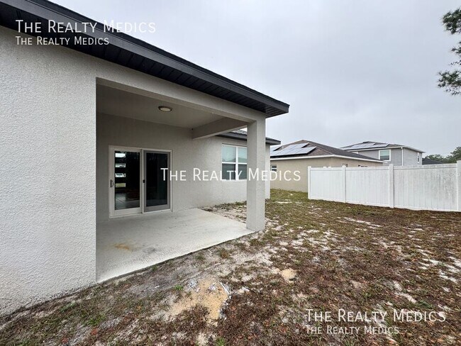 Building Photo - 119 Lily Ln