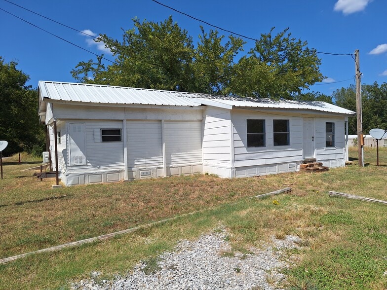 Building Photo - 6747 N 78th West Ave