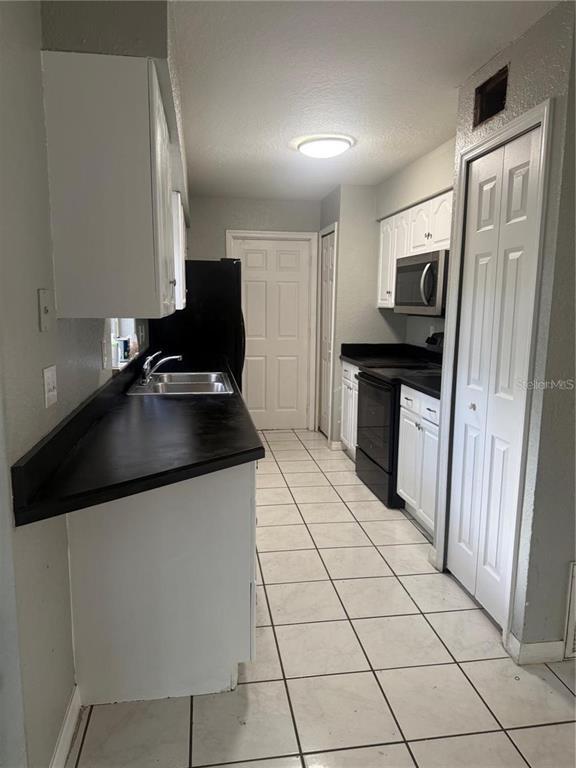 Building Photo - 913 Turtle Mound Dr