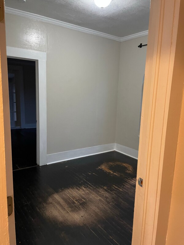 Building Photo - 3336 I-35