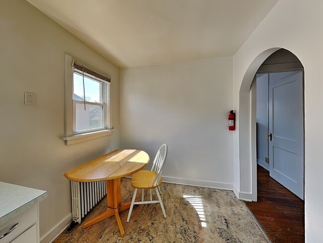 Building Photo - 33 E Chalmers St