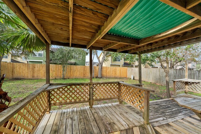 Building Photo - 119 Wood Hollow Dr