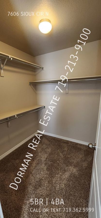 Building Photo - Single Family with Chef Kitchen