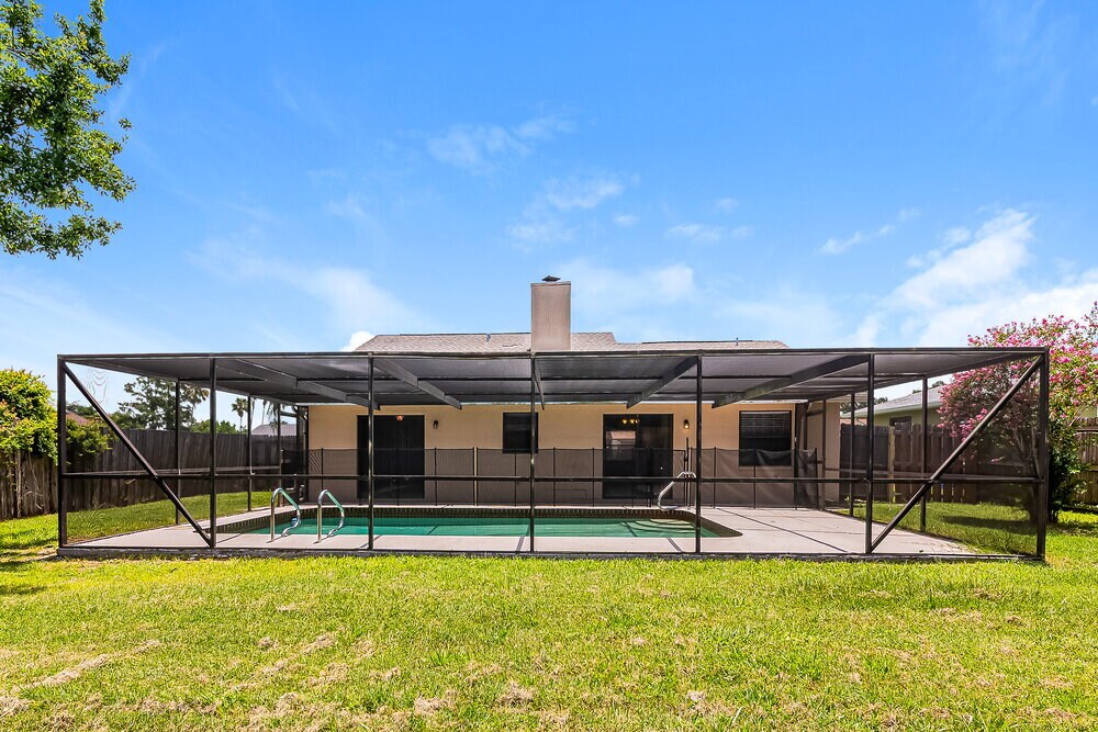 Building Photo - 4277 Lancaster Dr