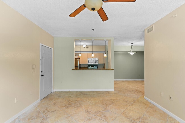 Building Photo - 1170 Reserve Way