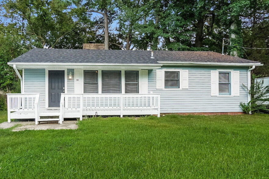 Primary Photo - 104 Wheeler Dr