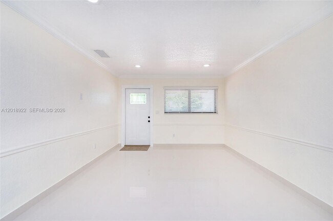 Building Photo - 29901 SW 147th Ave