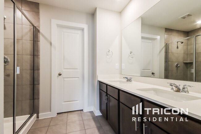 Building Photo - 22822 Terrazzo Dr
