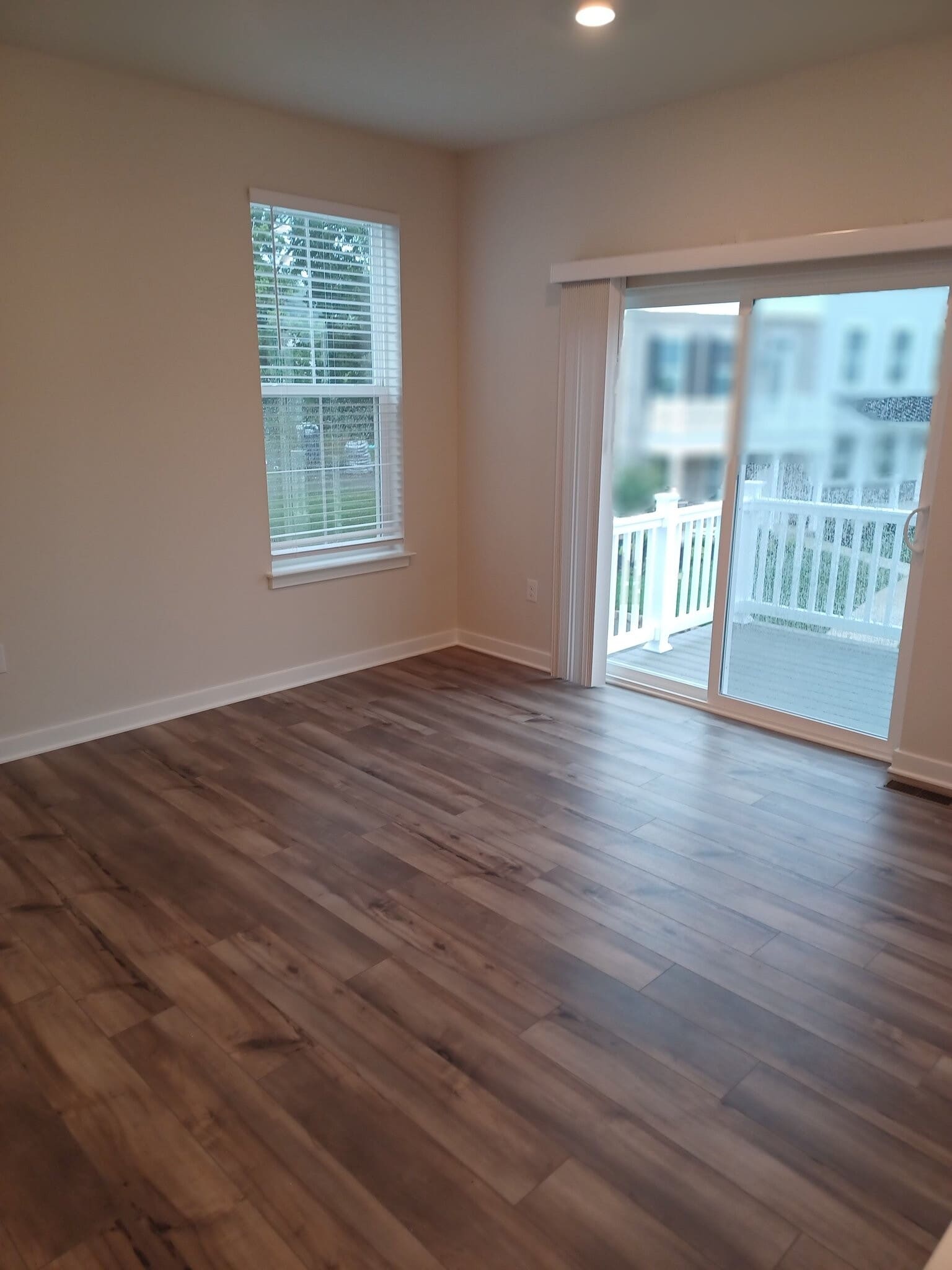 Building Photo - 4727 Franklin Cir