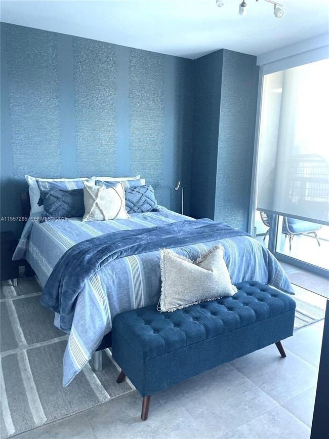 Building Photo - 888 Biscayne Blvd