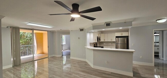Building Photo - 400 Scotia Dr