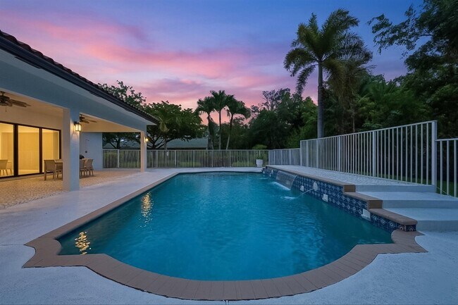 Building Photo - 8717 Estate Dr