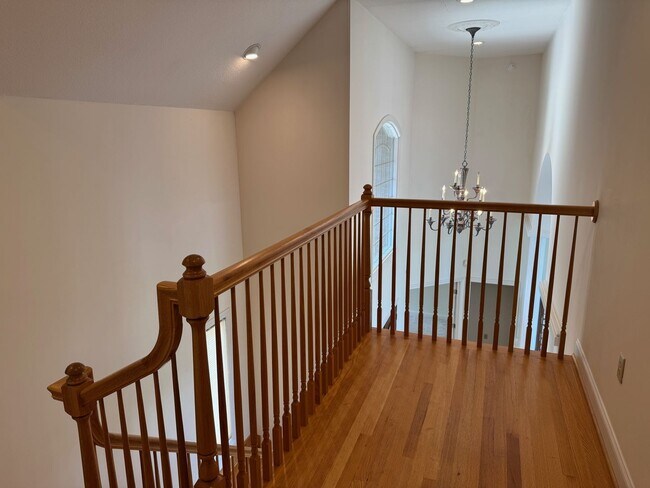 Building Photo - South AVL - Grand Residence in The Cotswol...