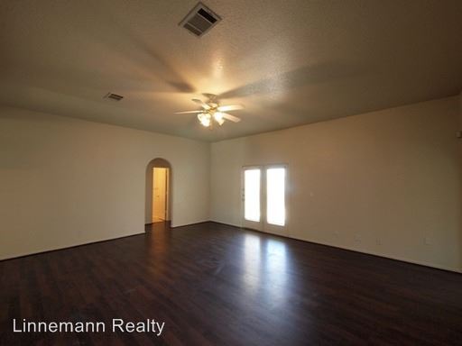 Building Photo - 3812 Tiger Dr