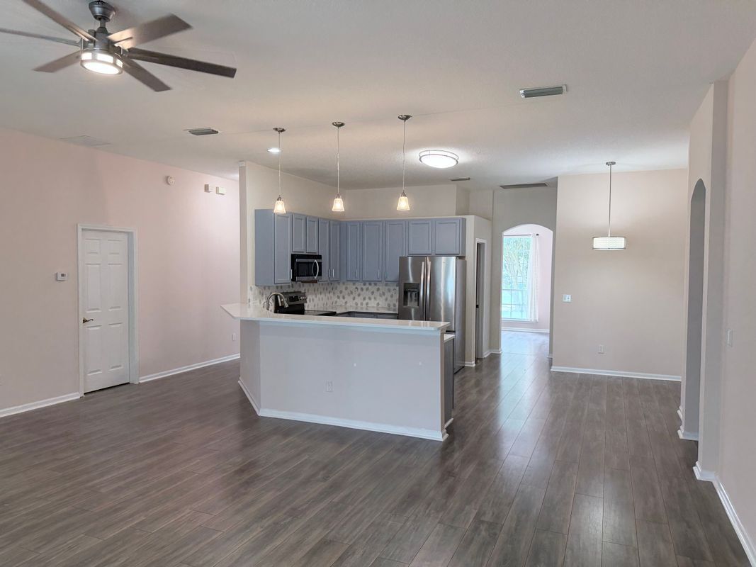 Building Photo - 3515 Laurel Mill Dr