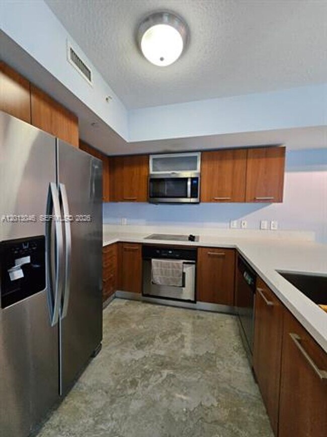 Building Photo - 9055 SW 73rd Ct