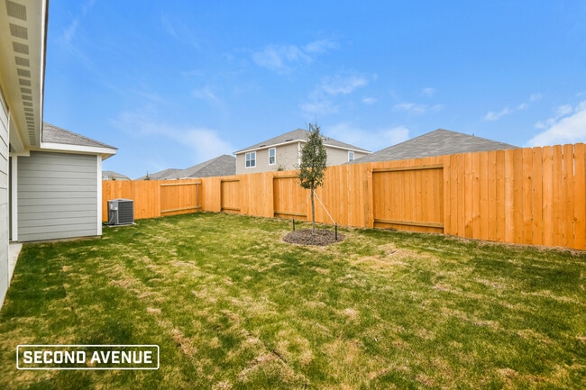 Building Photo - 9632 Sierra Grande Dr