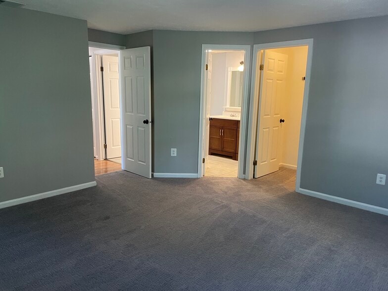 Bedroom - 804 Stratford Way
