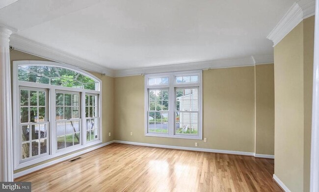 Building Photo - 2054 Madrillon Rd