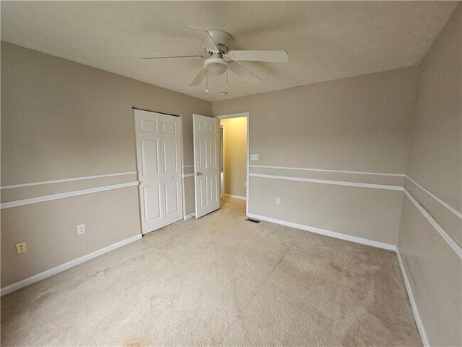 Building Photo - 518 Ten Point Ln