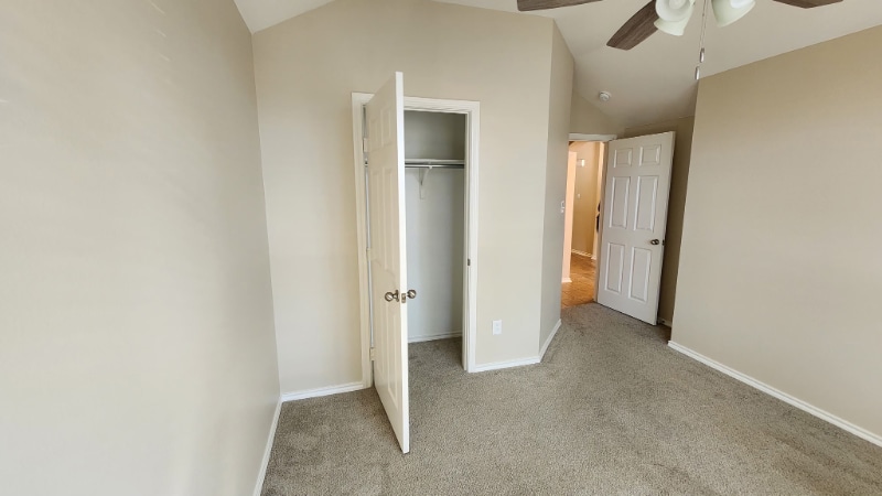 Building Photo - 6053 Pine Cone Ln