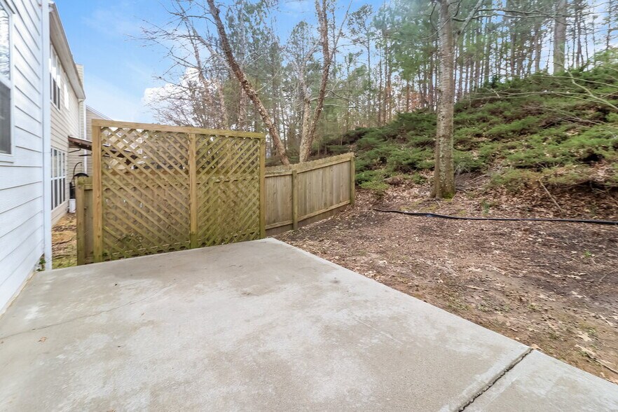 Building Photo - 6285 Whirlaway Dr