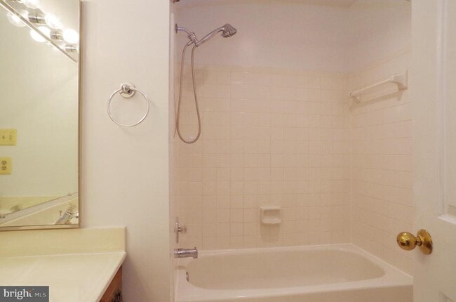 Building Photo - 5929 Woodfield Estates Dr