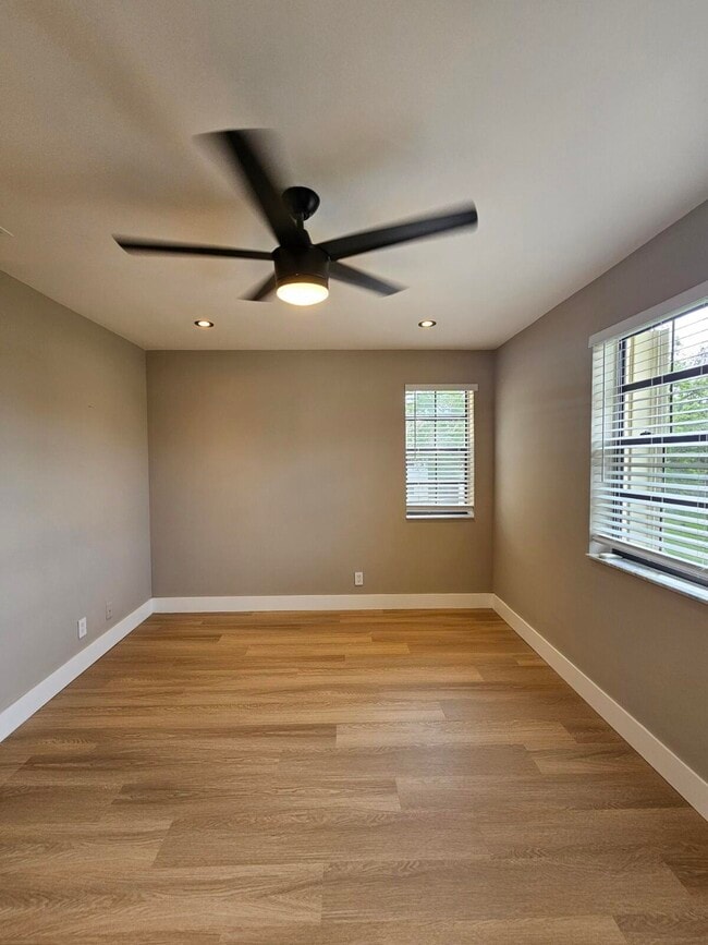 Building Photo - 3190 Leewood Terrace