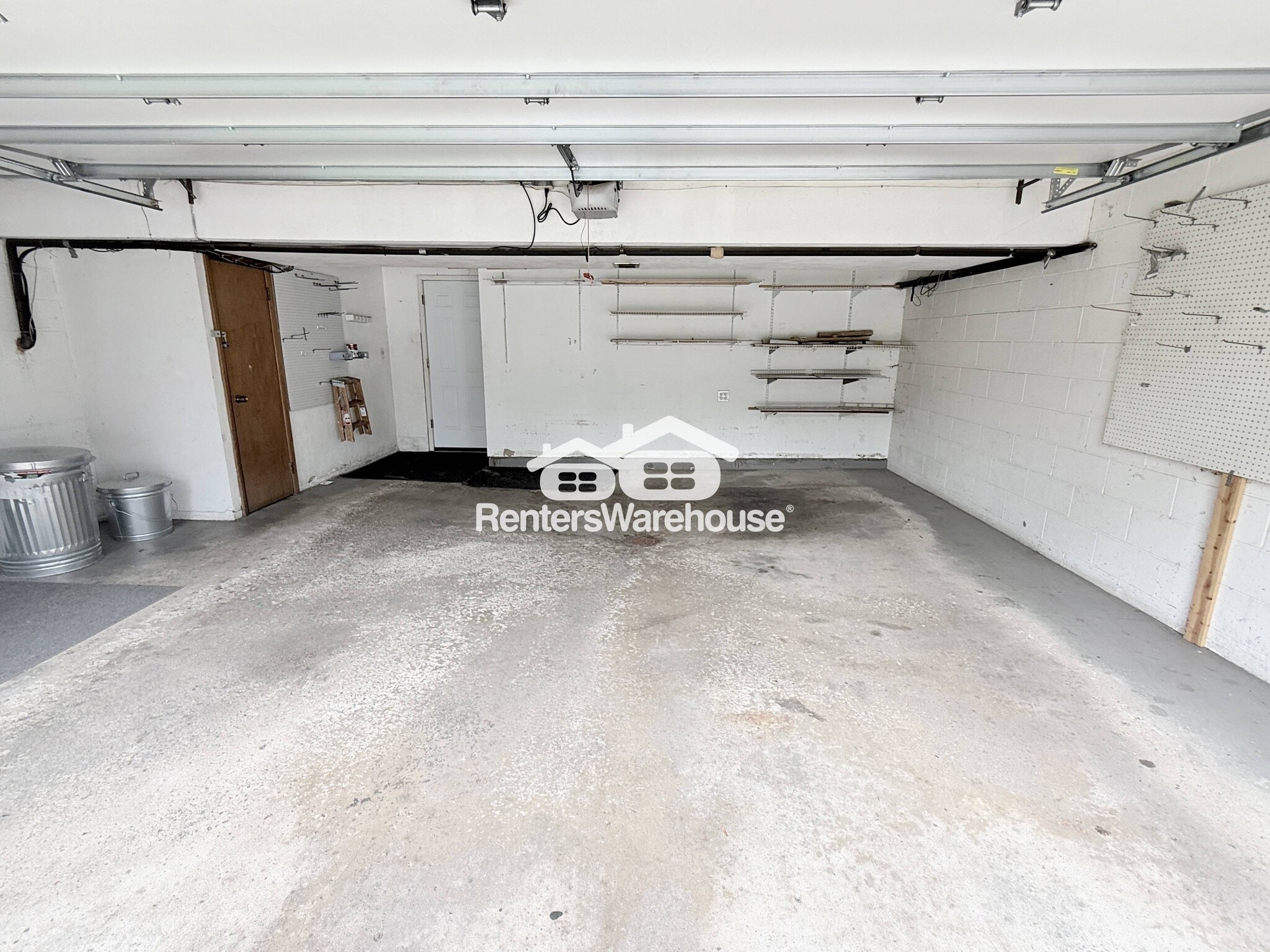 Building Photo - 3813 W 60th St