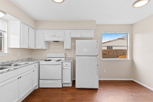 Building Photo - 8412 Garcreek Cir