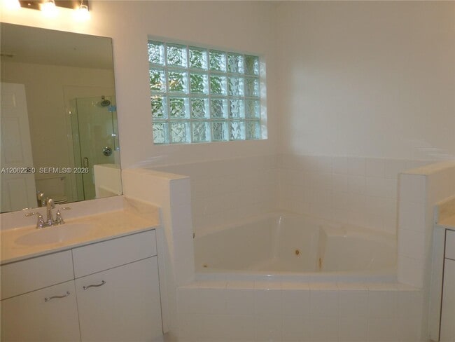 Building Photo - 11236 NW 58th Terrace