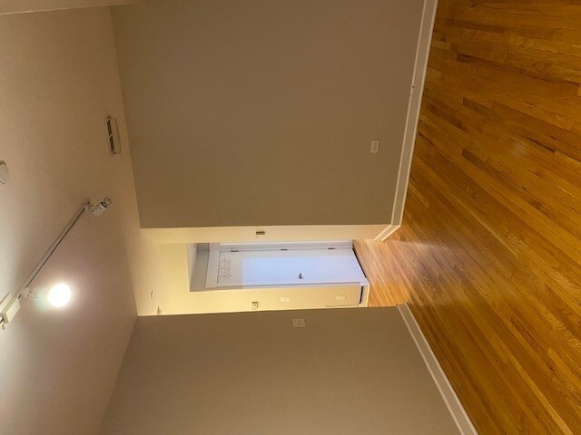 Building Photo - 2537 Prairie Ave