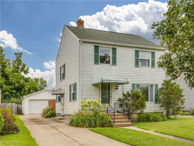 Building Photo - 329 Pierce Ave