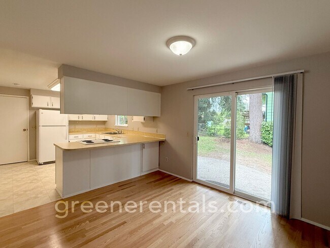 Building Photo - 3BD/1BA West Olympia Rambler