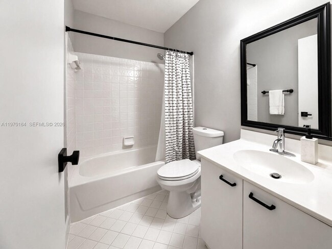 Building Photo - 10708 NW 12th Manor