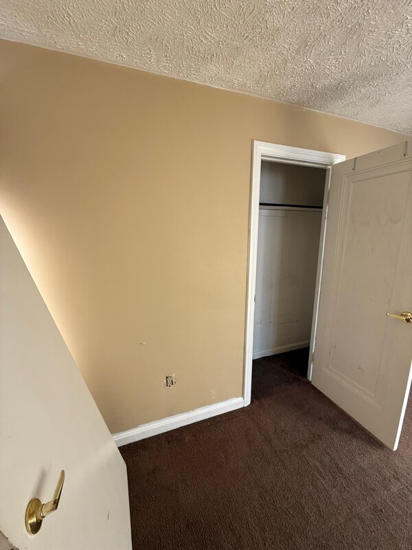 Building Photo - 3549 E 104th St