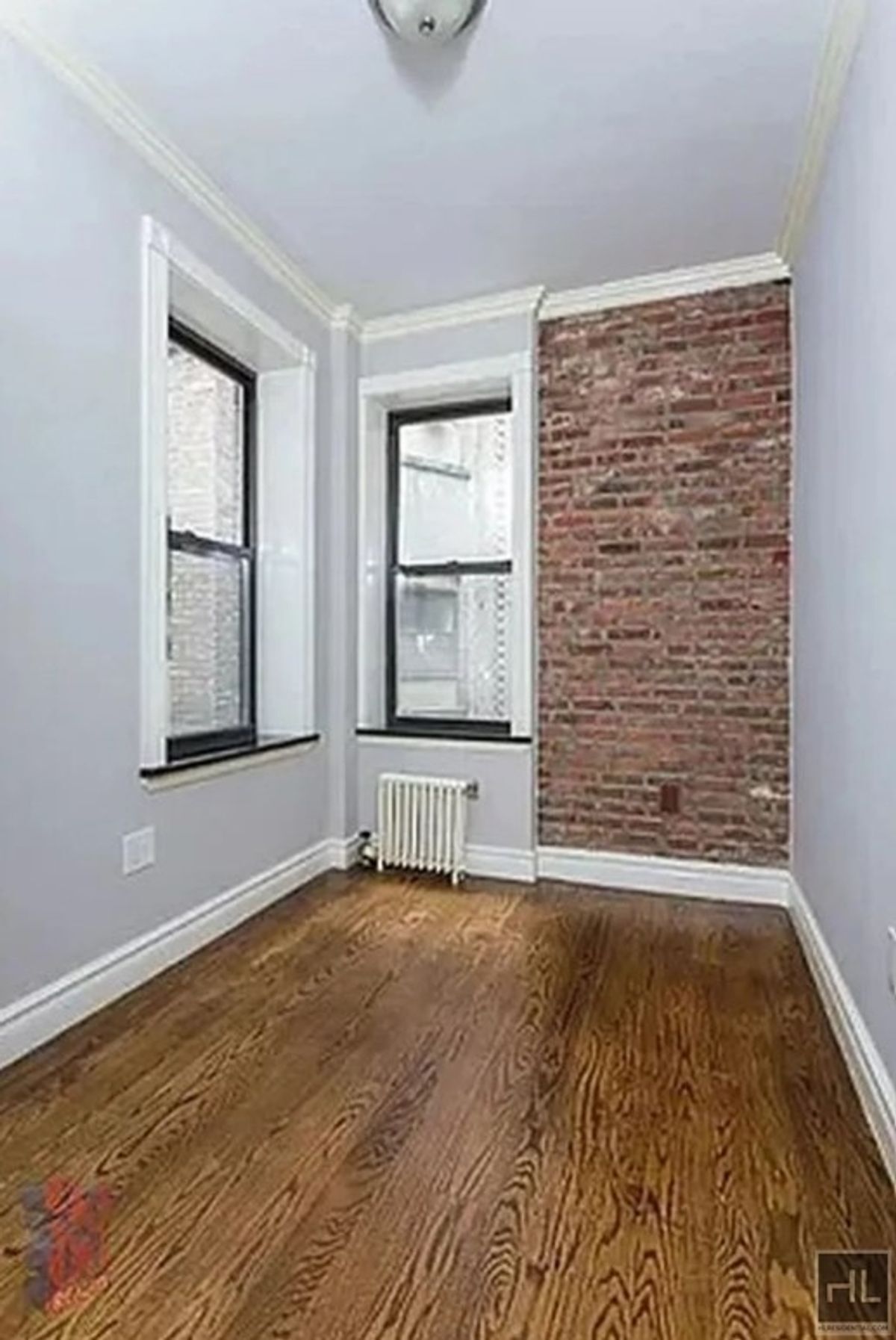 Building Photo - STANTON ST.
