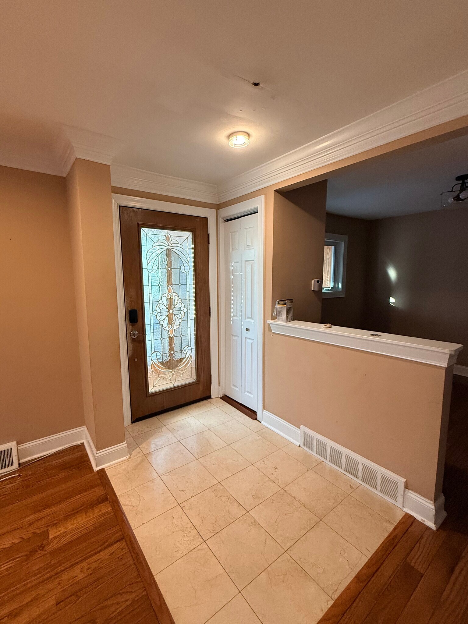 Building Photo - 3808 Ronnald Dr