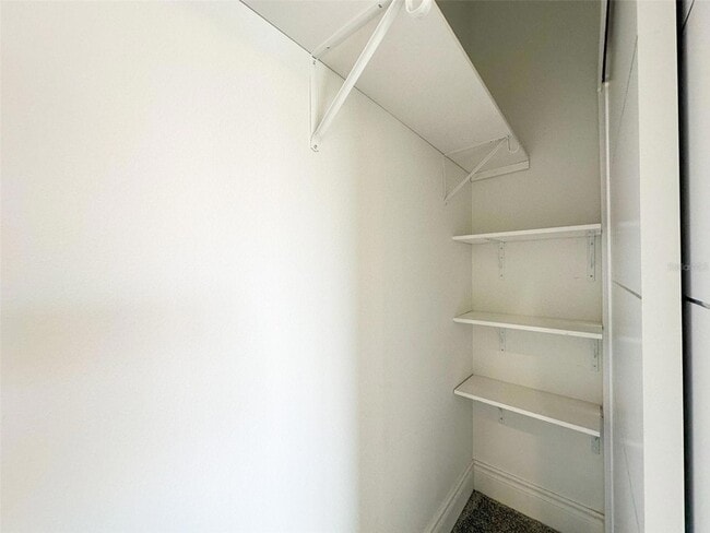 Building Photo - 1866 Brentwood Ct