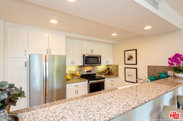 Kitchen - 2222 Avenue of the Stars