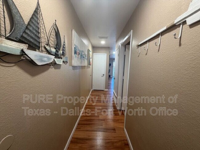 Building Photo - 6321 Kelly Dr