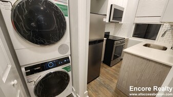 Building Photo - 110 Park St