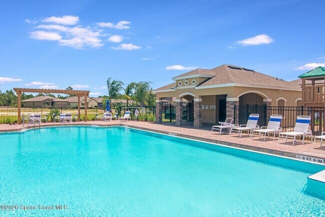 Building Photo - 514 Old Country