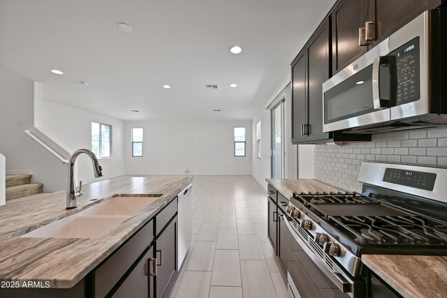 Building Photo - 4035 S 58th Ln