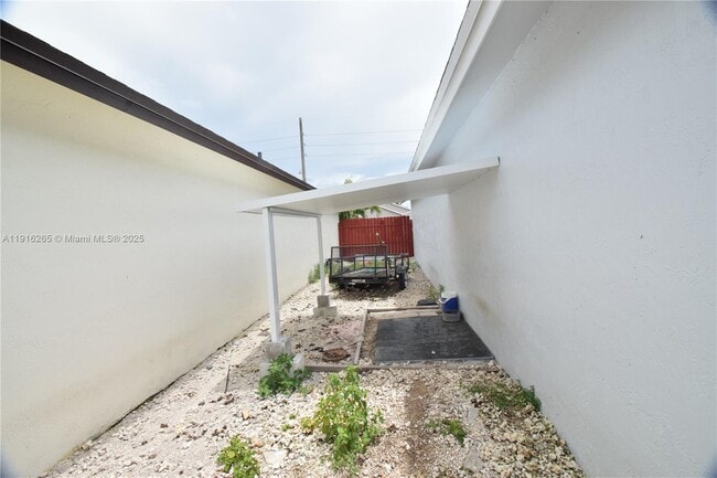 Building Photo - 24980 SW 127th Ct